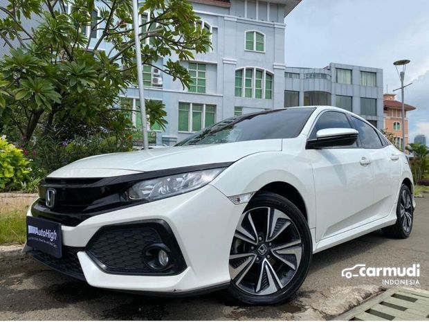 Beli Mobil Honda Civic Bekas Kisaran Harga Review 2021 Carmudi Indonesia