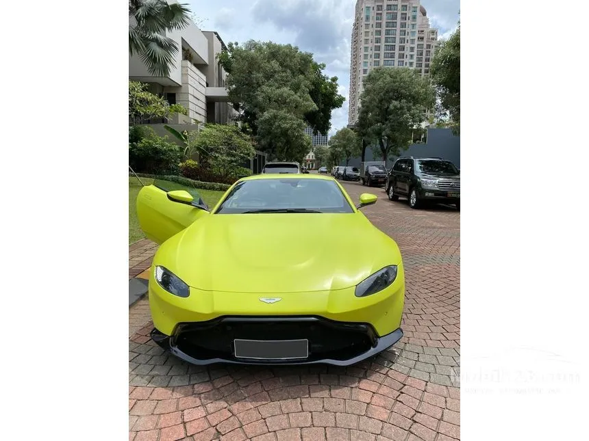Jual Mobil Aston Martin Vantage 2019 4.0 di DKI Jakarta Automatic Coupe Kuning Rp 4.900.000.000