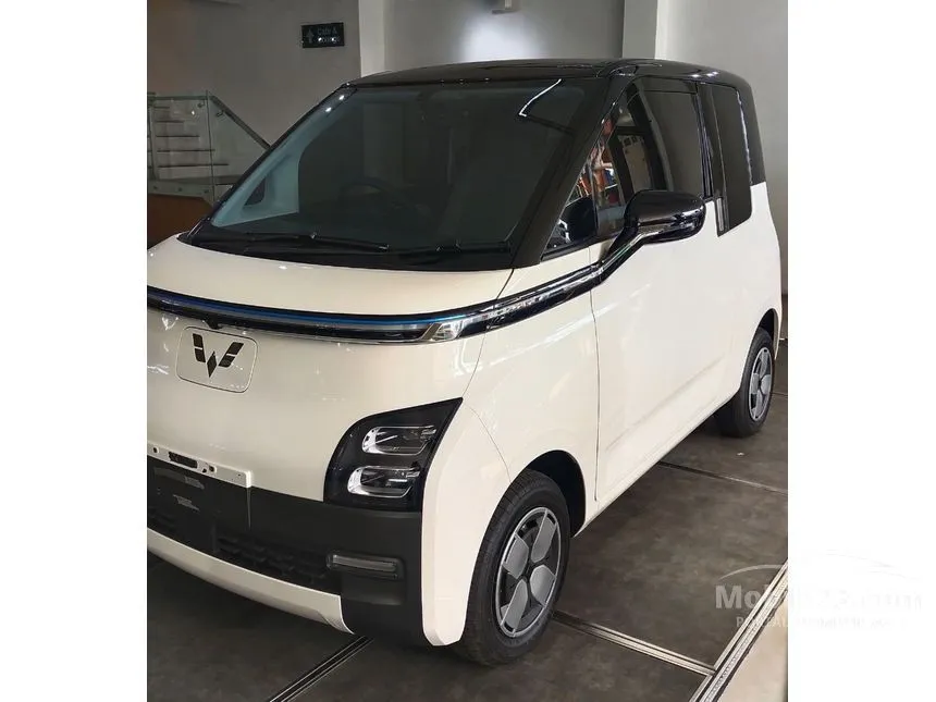 Jual Mobil Wuling EV 2024 Air ev Charging Pile Long Range di Banten Automatic Hatchback Putih Rp 255.000.000
