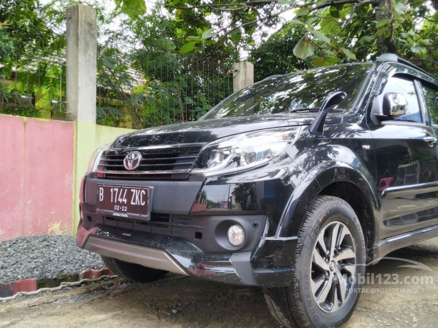 Jual Mobil Toyota Rush 2017 TRD Sportivo 7 1.5 di Jawa Barat Manual SUV