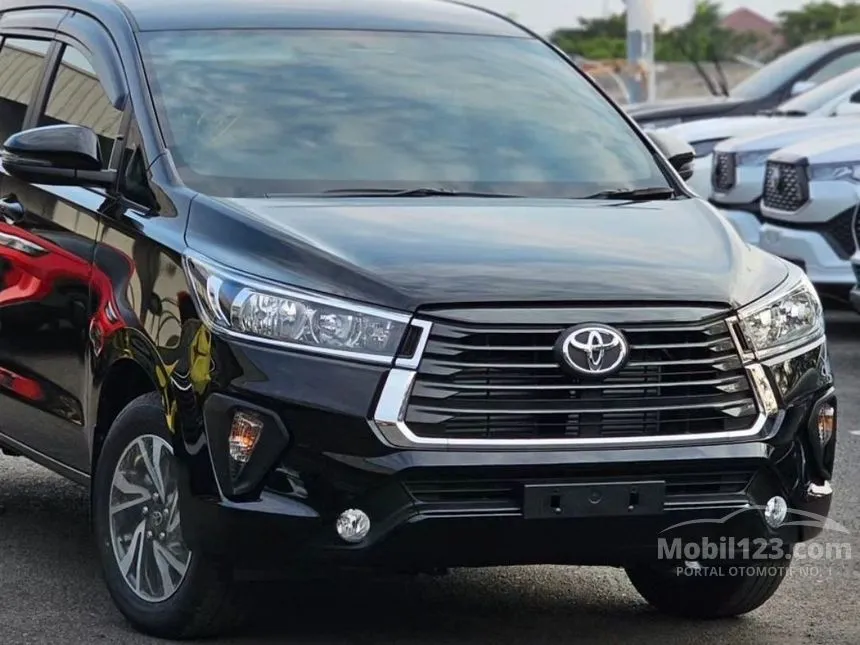 Jual Mobil Toyota Kijang Innova 2024 G 2.4 di Lampung Automatic MPV Hitam Rp 406.900.000