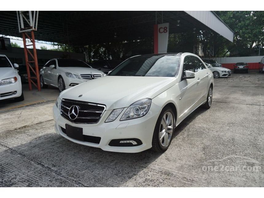 2016 Mercedes-Benz E250 Avantgarde CGI BlueEFFICIENCY Sedan