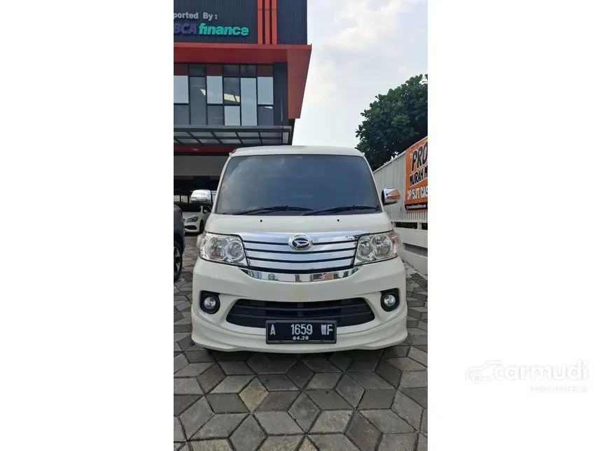 2021 Daihatsu Luxio X Van