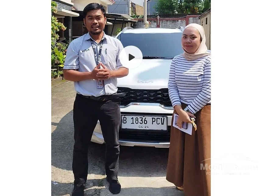 Jual Mobil KIA Sonet 2023 Premiere 1.5 di Banten Automatic Wagon Putih Rp 351.000.000