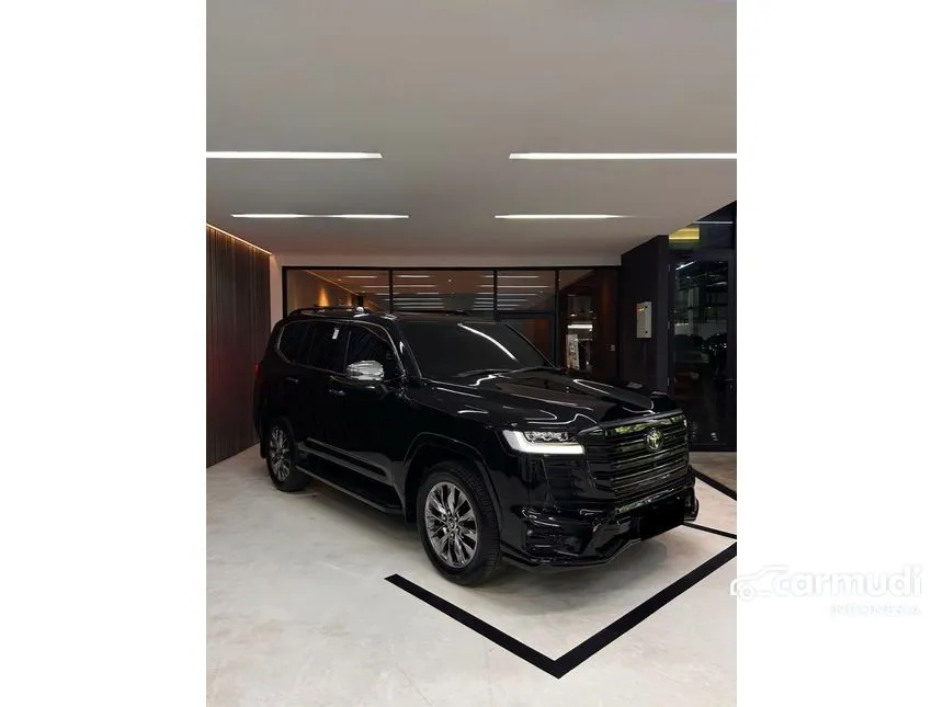 2024 Toyota Land Cruiser 300 VX-R SUV