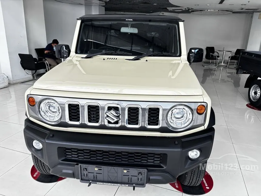 2025 Suzuki Jimny 5 Door (2 Tone) SUV