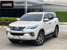 2016 Toyota Fortuner 2.4 (ปี 15-18) V SUV