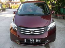 Honda Freed PSD AC Digital Automatic 2011 Merah