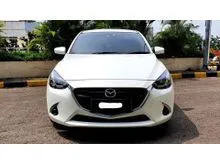 2018 Mazda 2 1.5 GT Hatchback skyactive putih km 3 ribuan cash kredit proses bisa dibantu