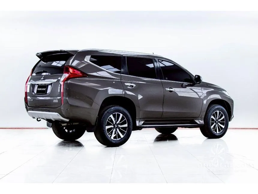 2016 Mitsubishi PAJERO SPORT GT Premium SUV