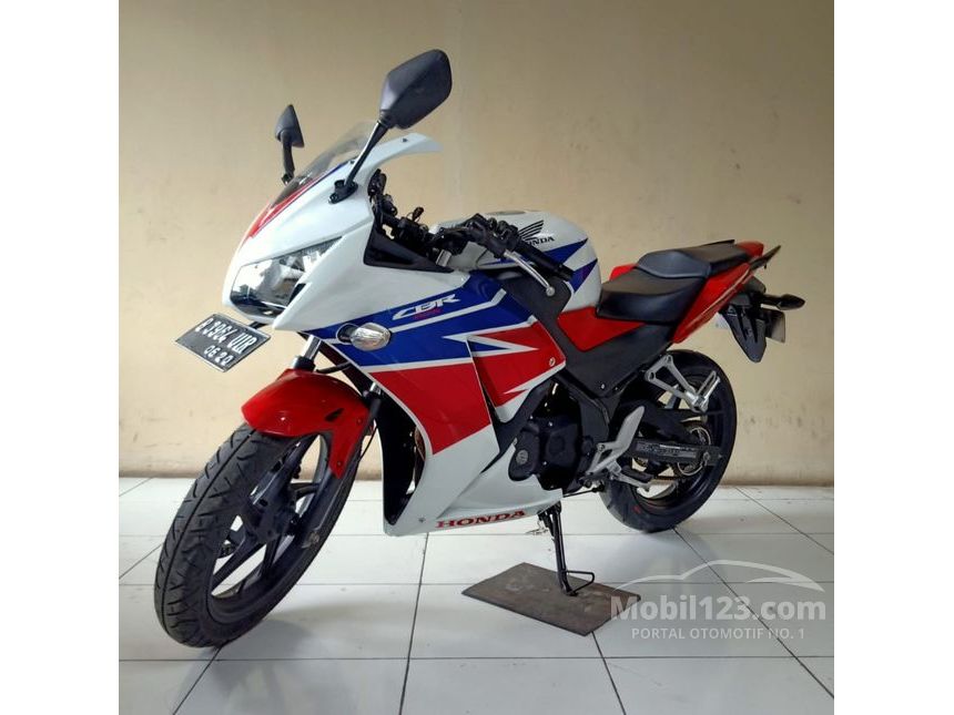 Jual Motor Honda CBR 150R 2022 0 2 di DKI Jakarta Manual 