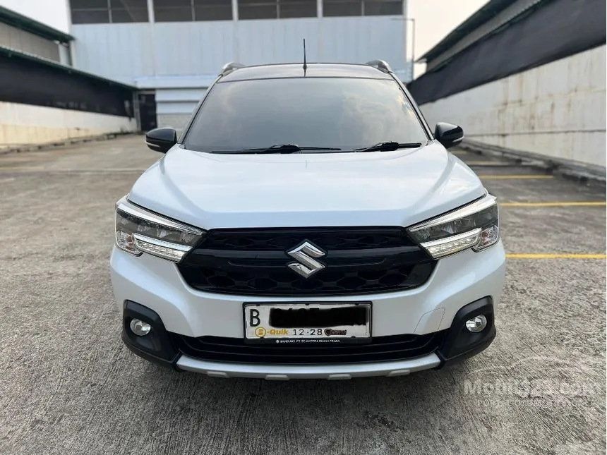 2023 Suzuki XL7 Alpha Hybrid SUV