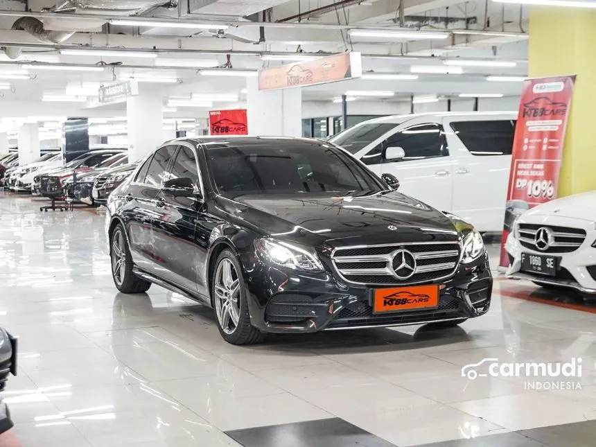 2017 Mercedes-Benz E300 AMG Line Sedan