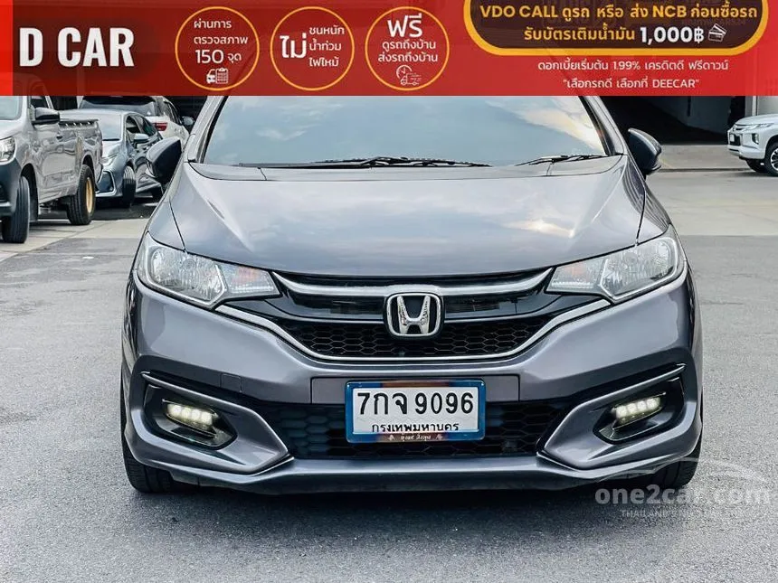 2017 Honda Jazz V+ i-VTEC Hatchback