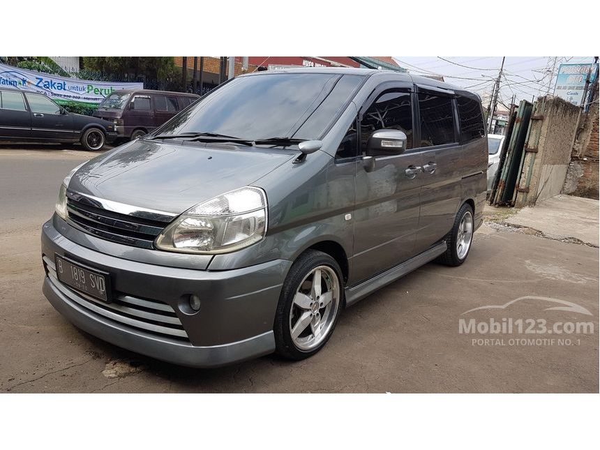 Jual Mobil Nissan Serena 2010 Highway Star Autech 2.0 di 