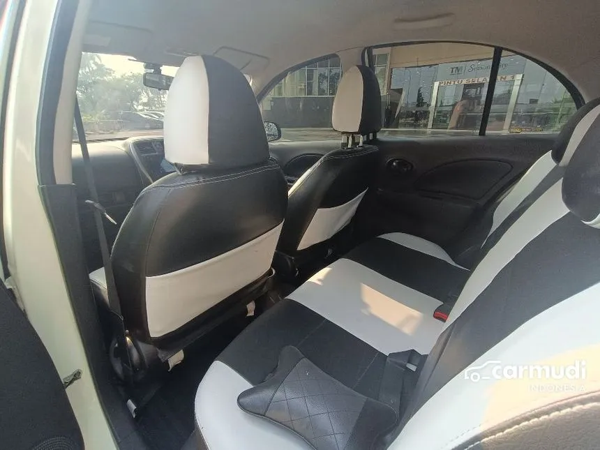 2015 Nissan March Hatchback