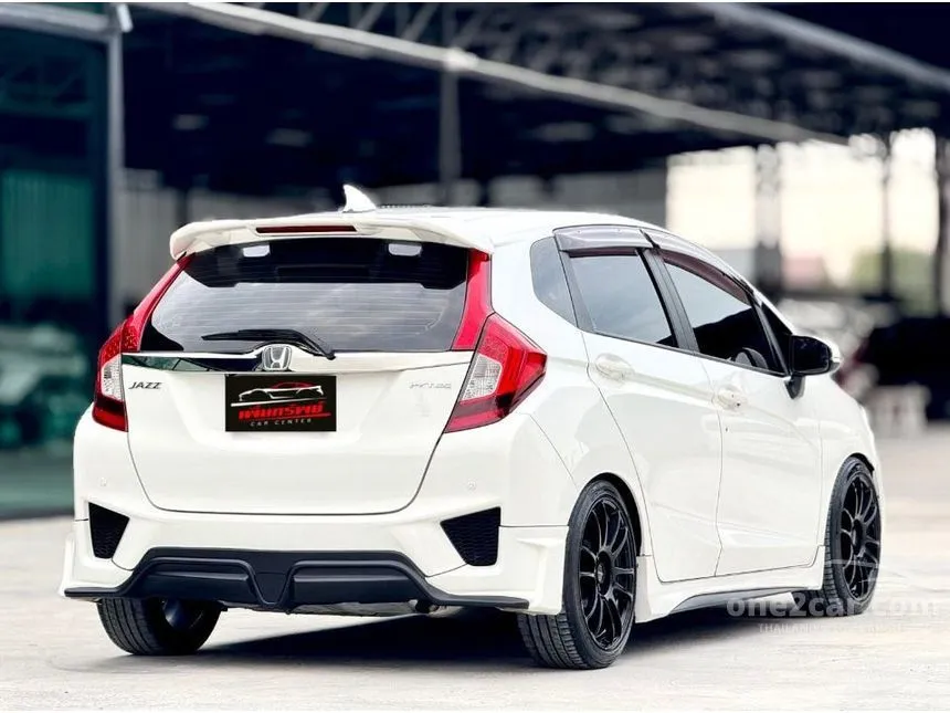 2015 Honda JAZZ SV Hatchback
