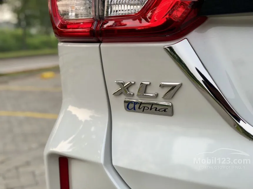 2023 Suzuki XL7 Alpha Hybrid SUV