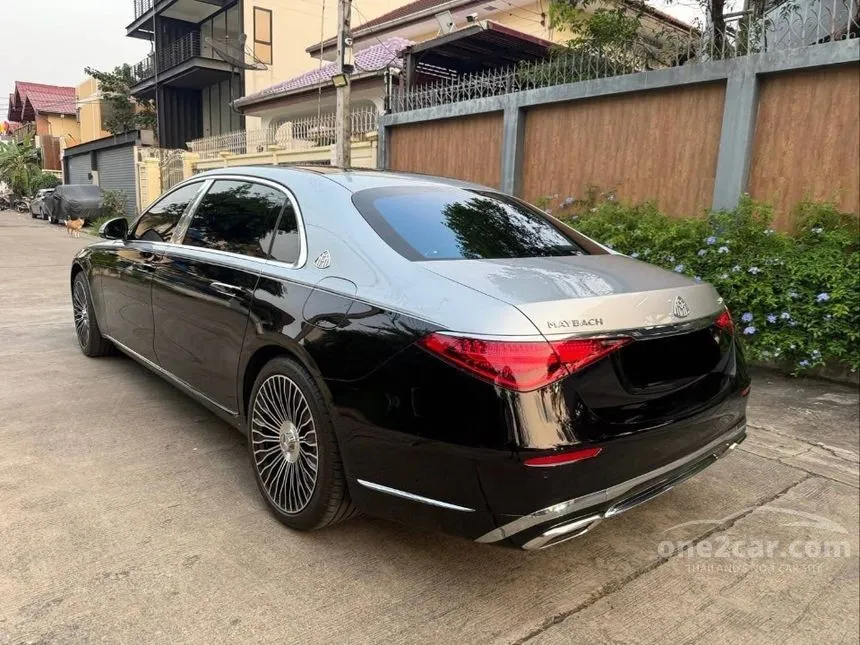 2023 Mercedes-Benz Maybach S580 e Premium Sedan