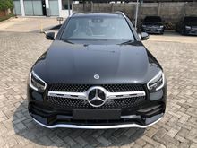 Mercedes-Benz GLC200 2.0 AMG READY STOCK BLACK. BEST SALES SERVICE.
