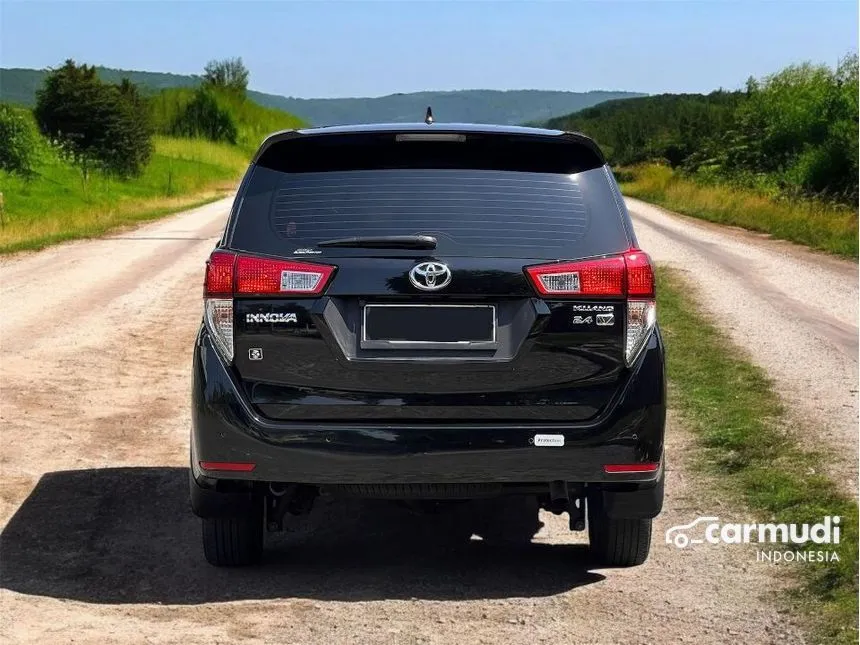 2021 Toyota Kijang Innova V MPV