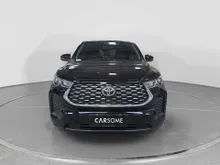 2022 Toyota Kijang Innova Zenix 2.0 V (Premium Color) MPV AT HITAM