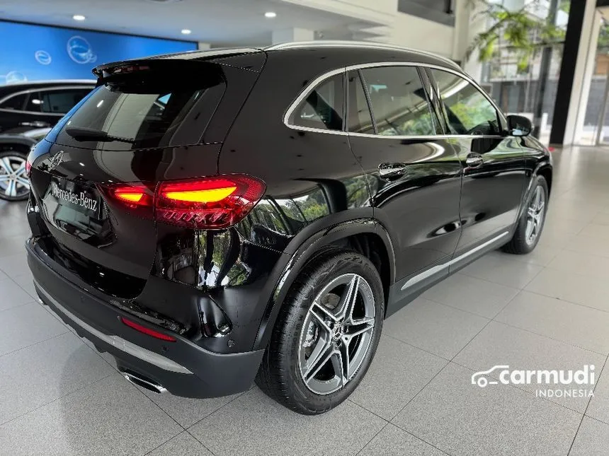 2024 Mercedes-Benz GLA200 AMG Line SUV