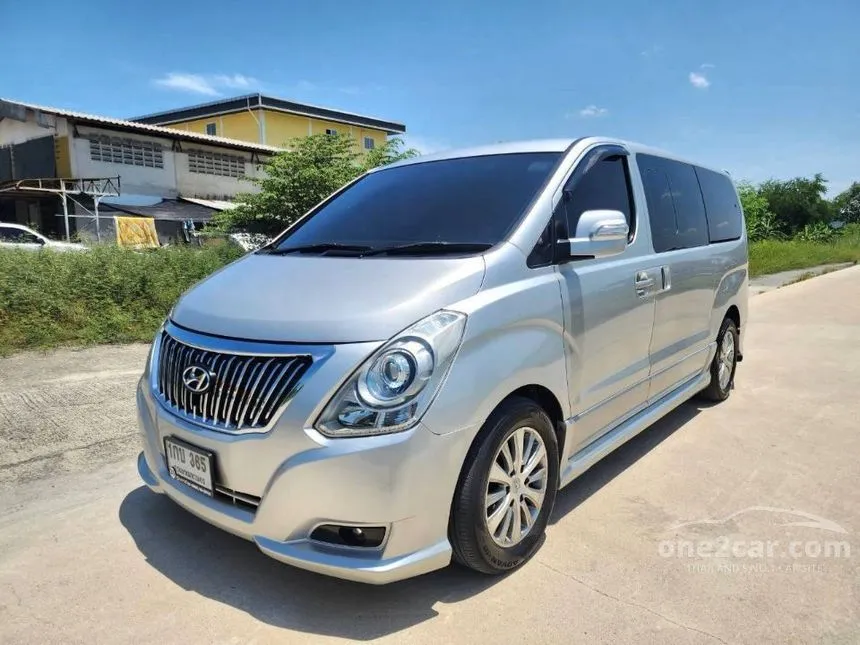 2013 Hyundai GRAND STAREX VIP Wagon