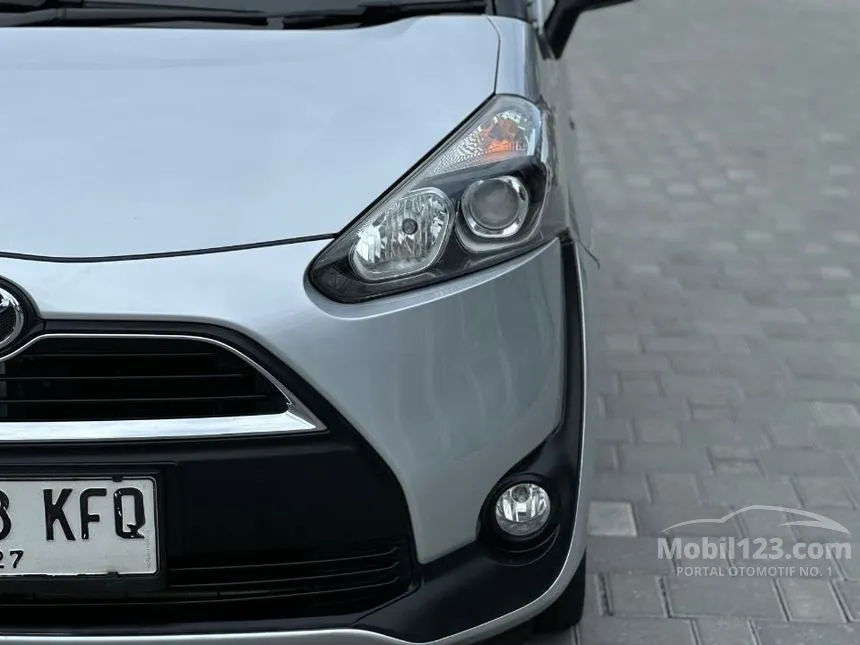 2017 Toyota Sienta V MPV