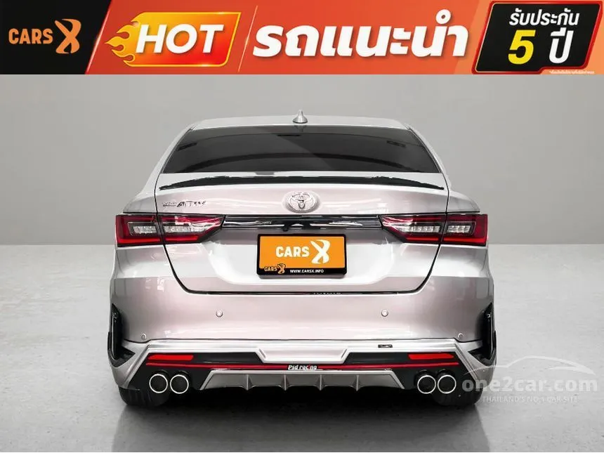 2023 Toyota Yaris Ativ Premium Luxury Sedan