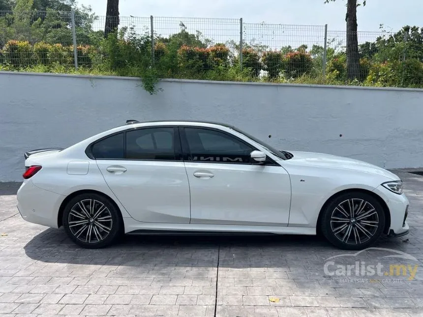 2022 BMW 330i M Sport Runout Edition Sedan