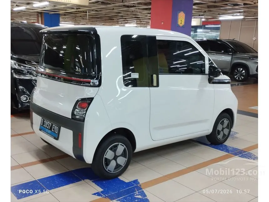 2024 Wuling Air EV Long Range Hatchback