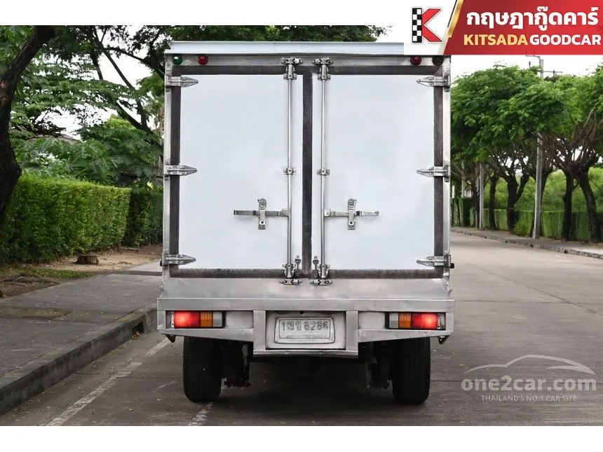 2013 Isuzu D-MAX B Spark Pickup