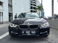 2014 BMW 320i 2.0 Sport warranty sparepart sampai 2020