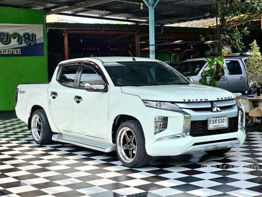 2020 Mitsubishi TRITON GLX Double Cab Pickup