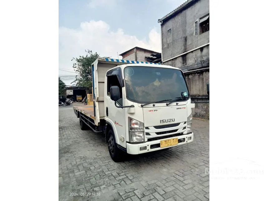 Jual Mobil Isuzu Elf 2019 4.6 di DKI Jakarta Manual Trucks Putih Rp 304.000.000