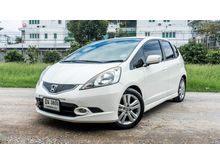 2010 Honda Jazz 1.5 (ปี 08-14) SV i-VTEC Hatchback AT