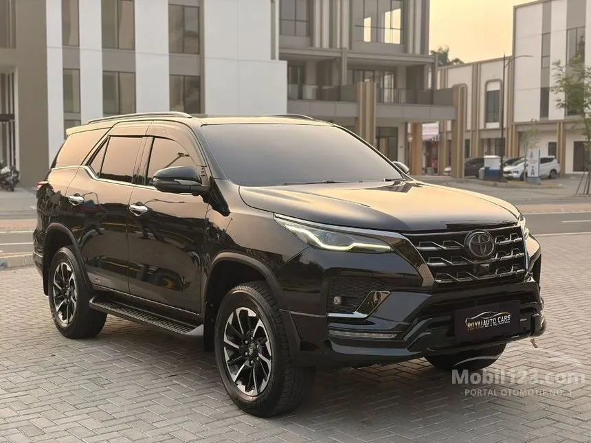 2022 Toyota Fortuner GR Sport 4X2 SUV