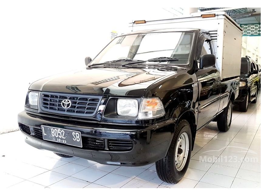 Jual Mobil Toyota Kijang  2004 PU  D 2 4 di Jawa Timur 