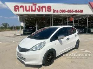 2011 Honda JAZZ 1.5 V Hatchback