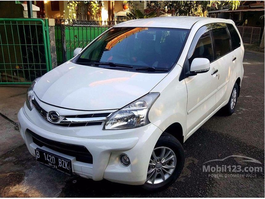 2012 Daihatsu Xenia R Sporty MPV