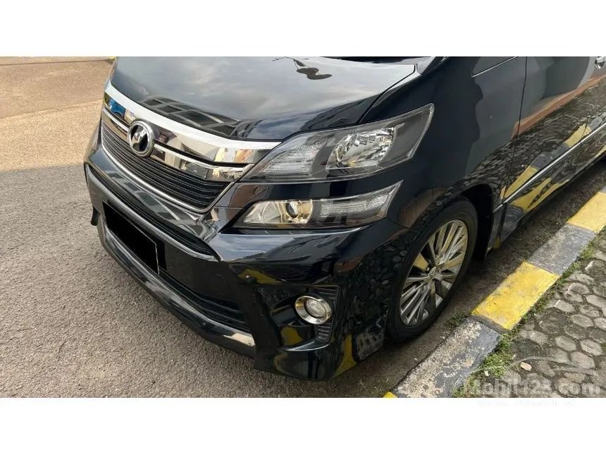 2014 Toyota Vellfire Z MPV