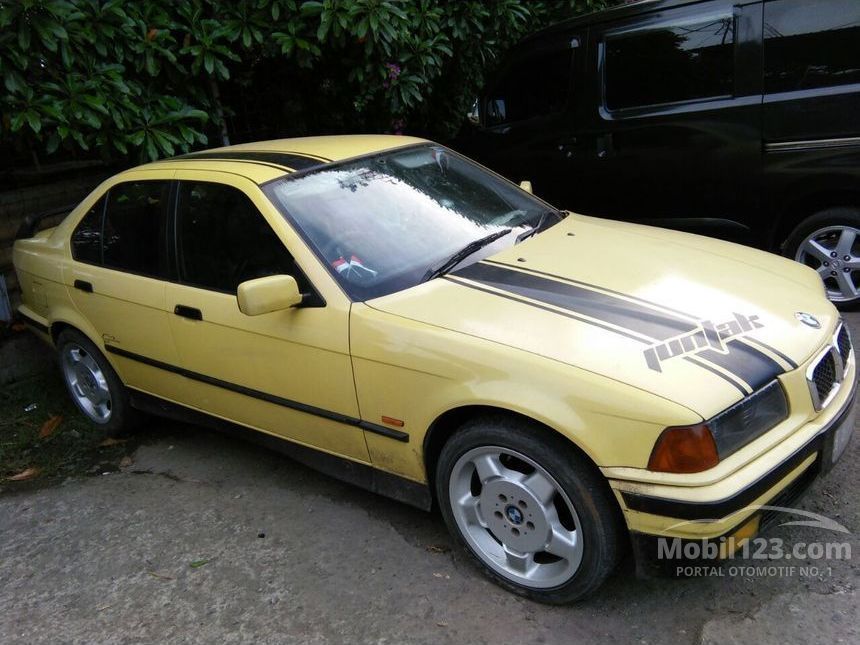 1999 BMW 318i E36 1.8 Manual Sedan