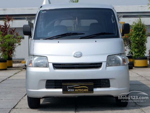 Daihatsu Gran Max Mobil bekas dijual di Dki-jakarta Indonesia - Dari 