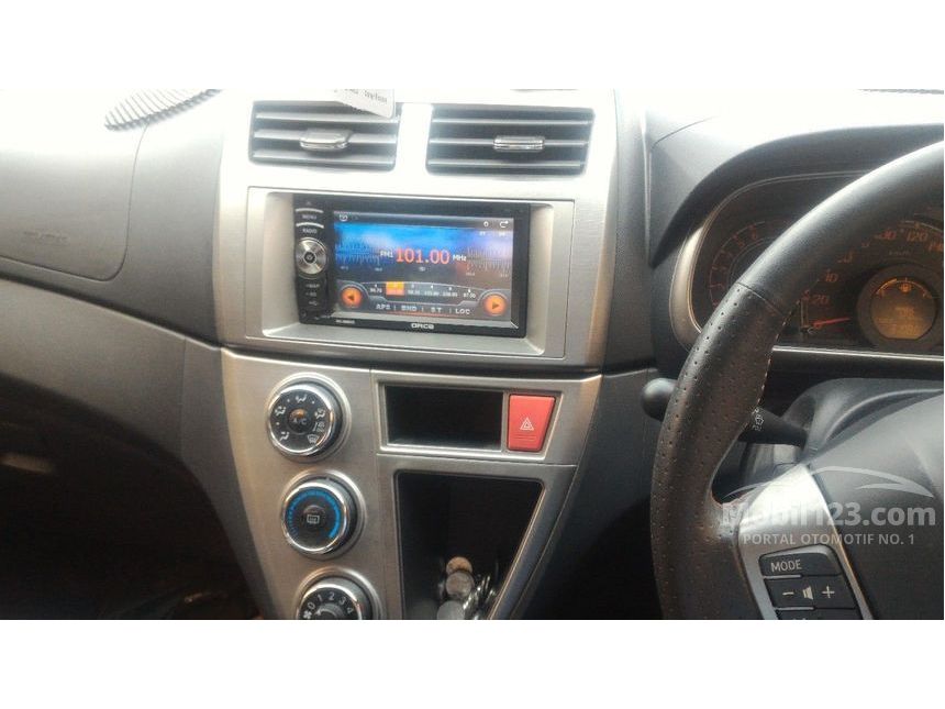 Jual Mobil Daihatsu Sirion 2015 D FMC DELUXE 1.3 di DKI ...