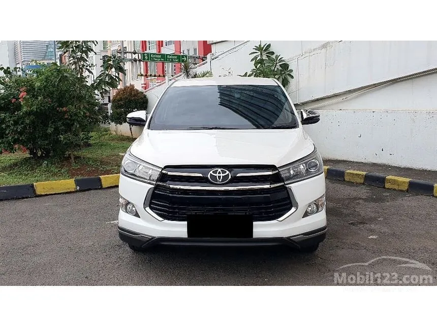 Jual Mobil Toyota Innova Venturer 2019 2.0 di DKI Jakarta Automatic Wagon Putih Rp 329.000.000