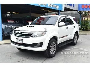 2014 Toyota FORTUNER 2.5 V SUV