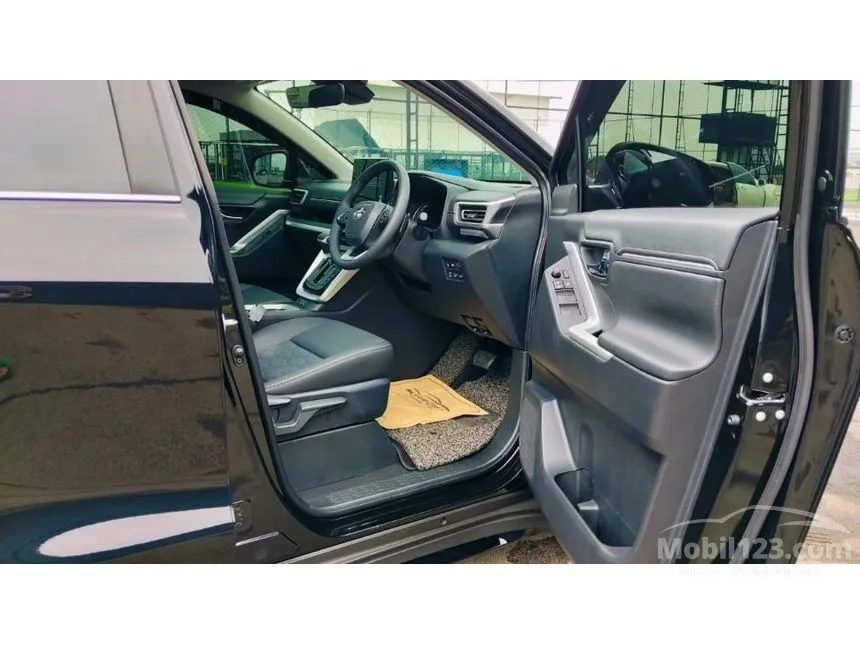 2025 Toyota Kijang Innova Zenix Q HV TSS Modellista (Premium Color) MPV