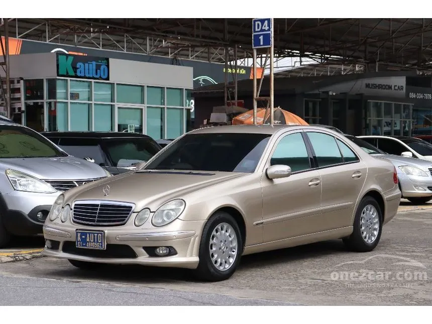 2005 Mercedes-Benz E220 Classic CDI Sedan
