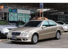 2005 Mercedes-Benz E220 2.1 W211 (ปี 03-09) Classic CDI Sedan